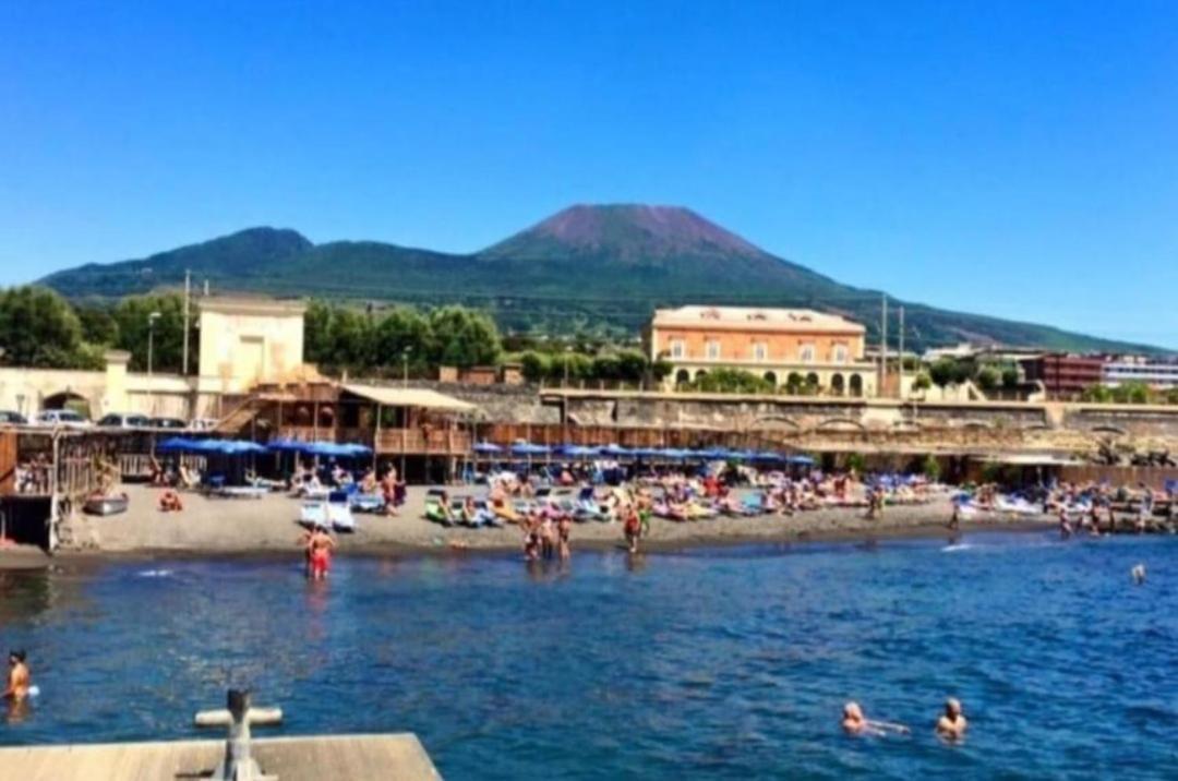 Il Gran Portale Apartment Ercolano Bagian luar foto